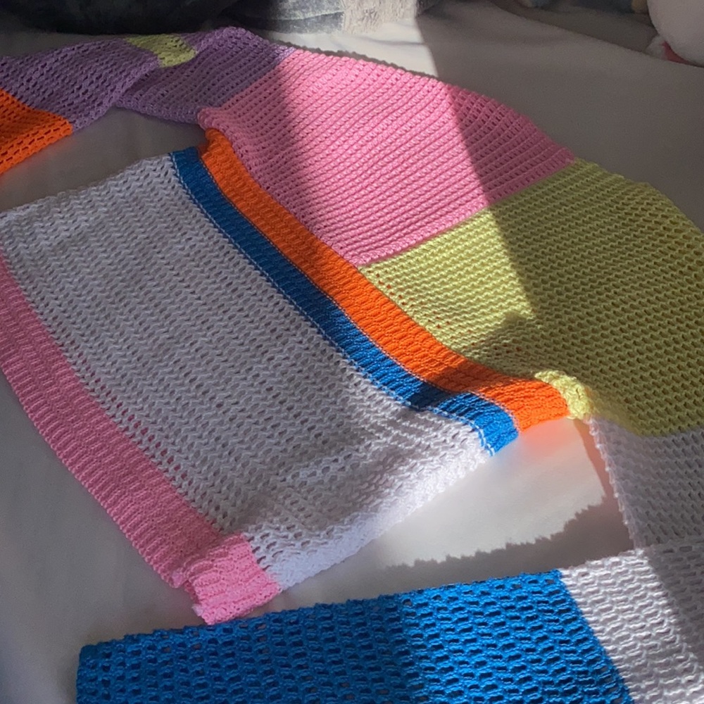 Multi Color Sweater Top - Picture 3 of 3